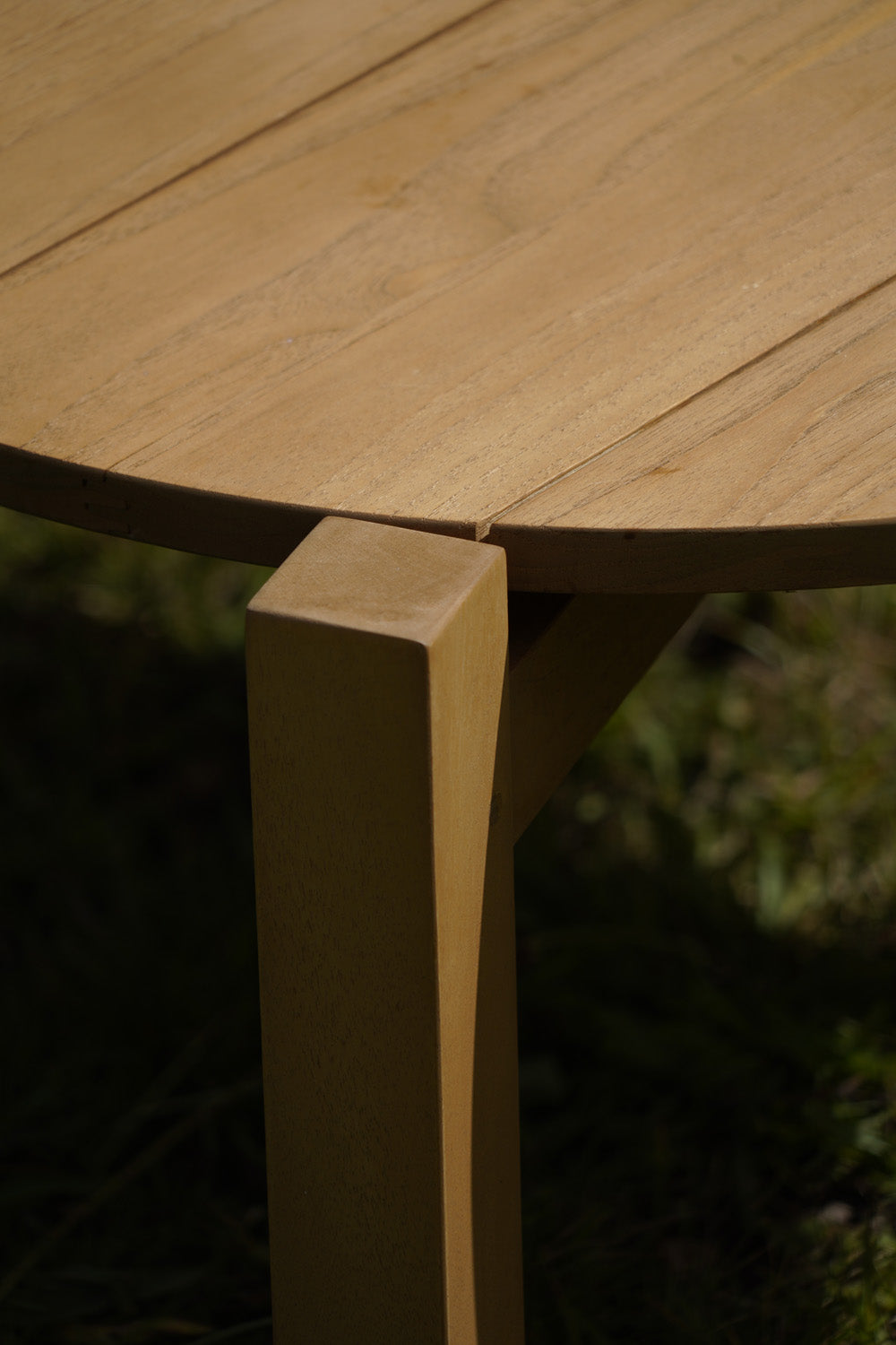 Coffee table i massiv teak – Perfekt komplement till Spa-stolen